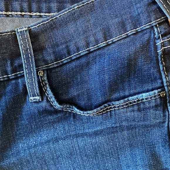 True Religion Bootcut Jean Size 26 - Picture 6 of 12